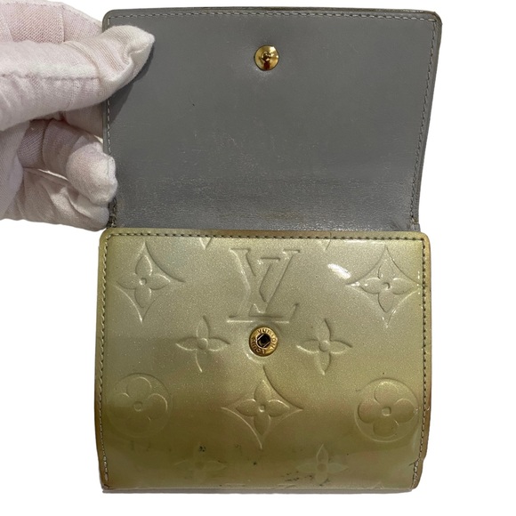 Louis Vuitton Perle Yellow Monogram Vernis Ludlow Wallet - fold out - leather - Picture 14 of 16